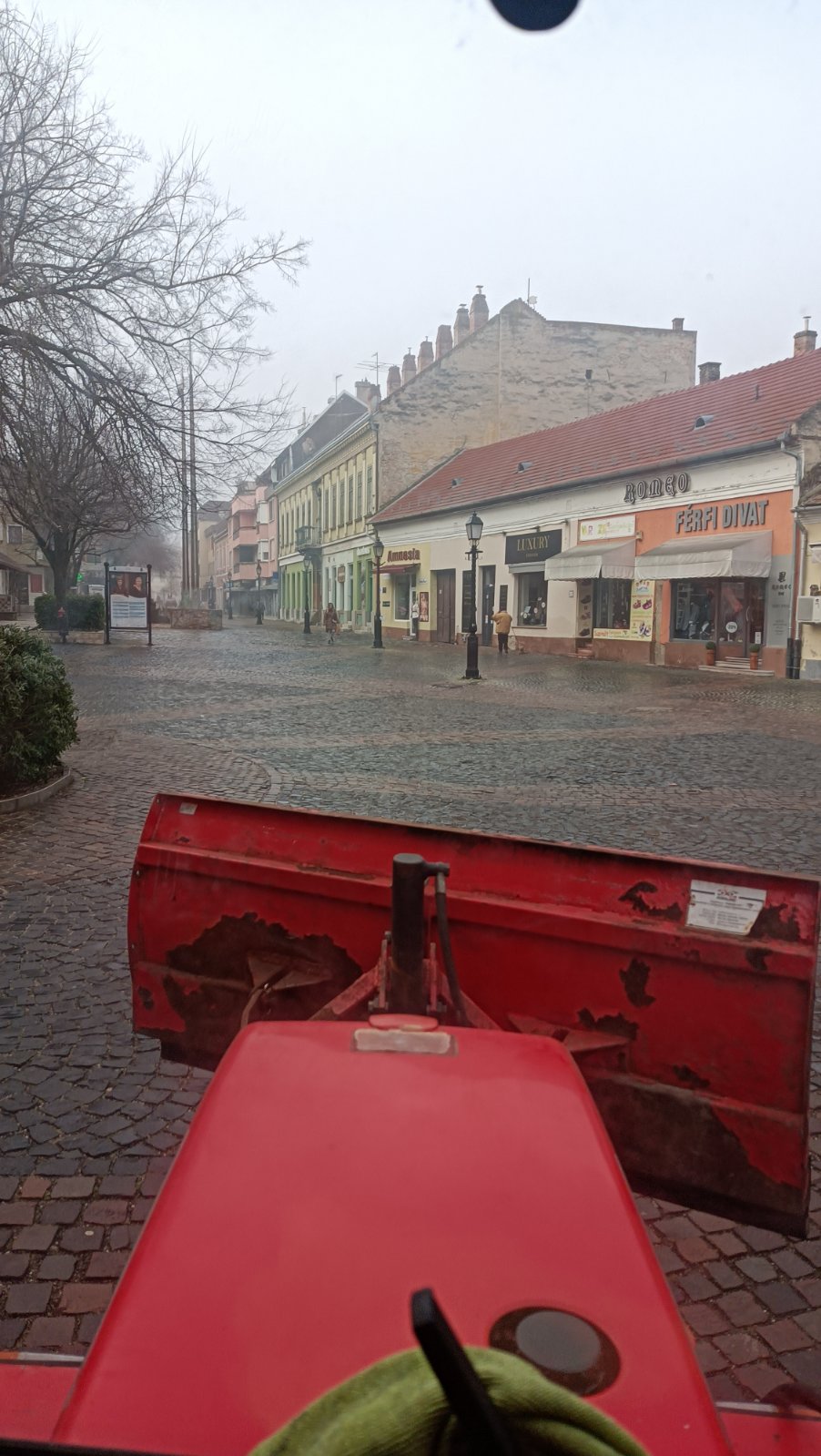 Széchenyi utca sózás